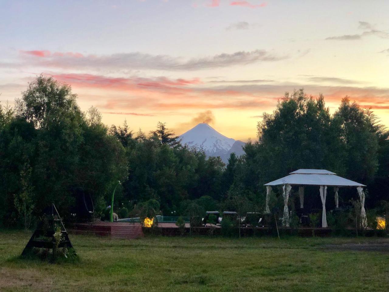 Cabanas Natural Park Lodge Pucon Luaran gambar